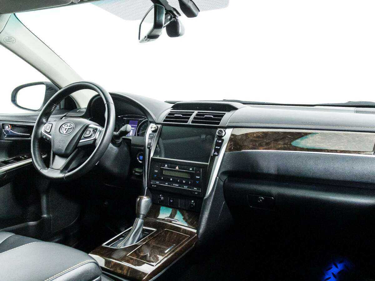 Купить Toyota Camry, 2017, 33 060 км, фото №9