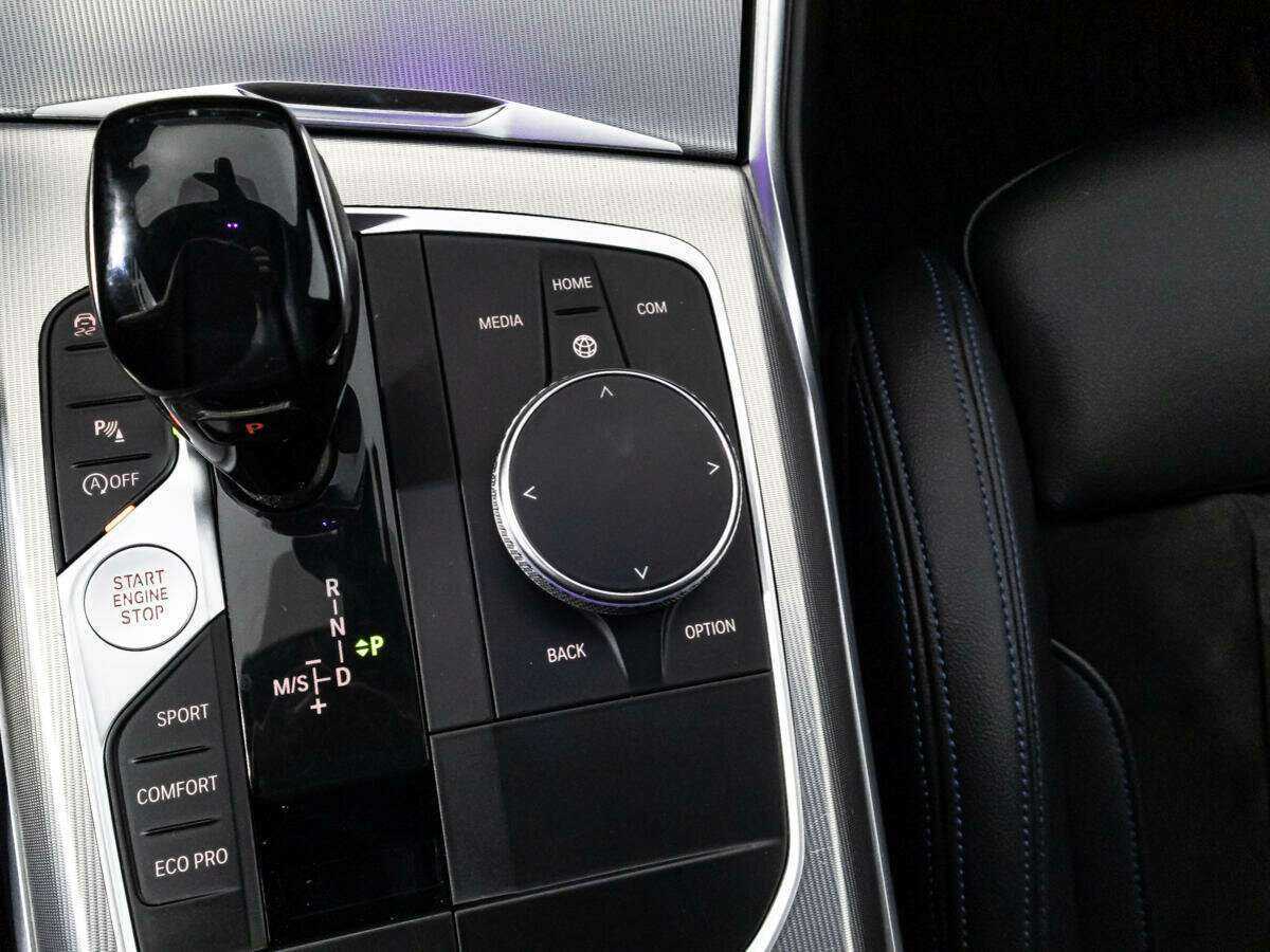 Купить BMW 3 серии 320i xDrive, 2020, 83 995 км, фото №20