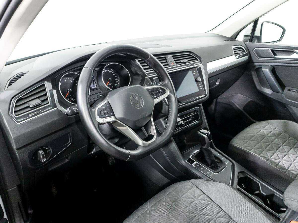 Купить Volkswagen Tiguan, 2021, 69 113 км, фото №11
