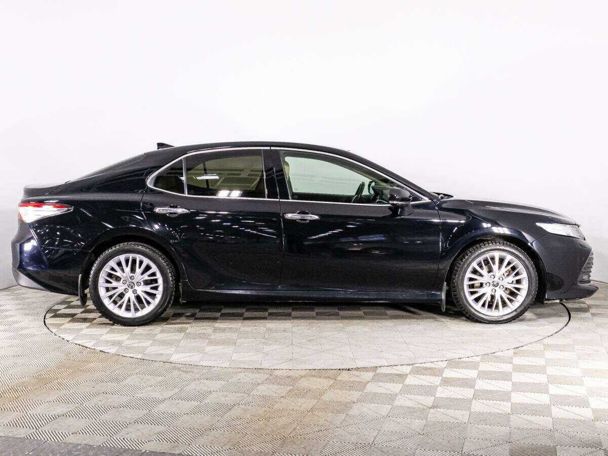 Купить Toyota Camry, 2018, 80 400 км, фото №4