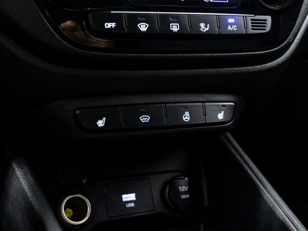 Купить Hyundai Solaris, 2021, 63 849 км, фото №17