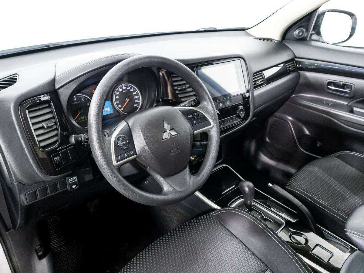 Купить Mitsubishi Outlander, 2022, 17 063 км, фото №11