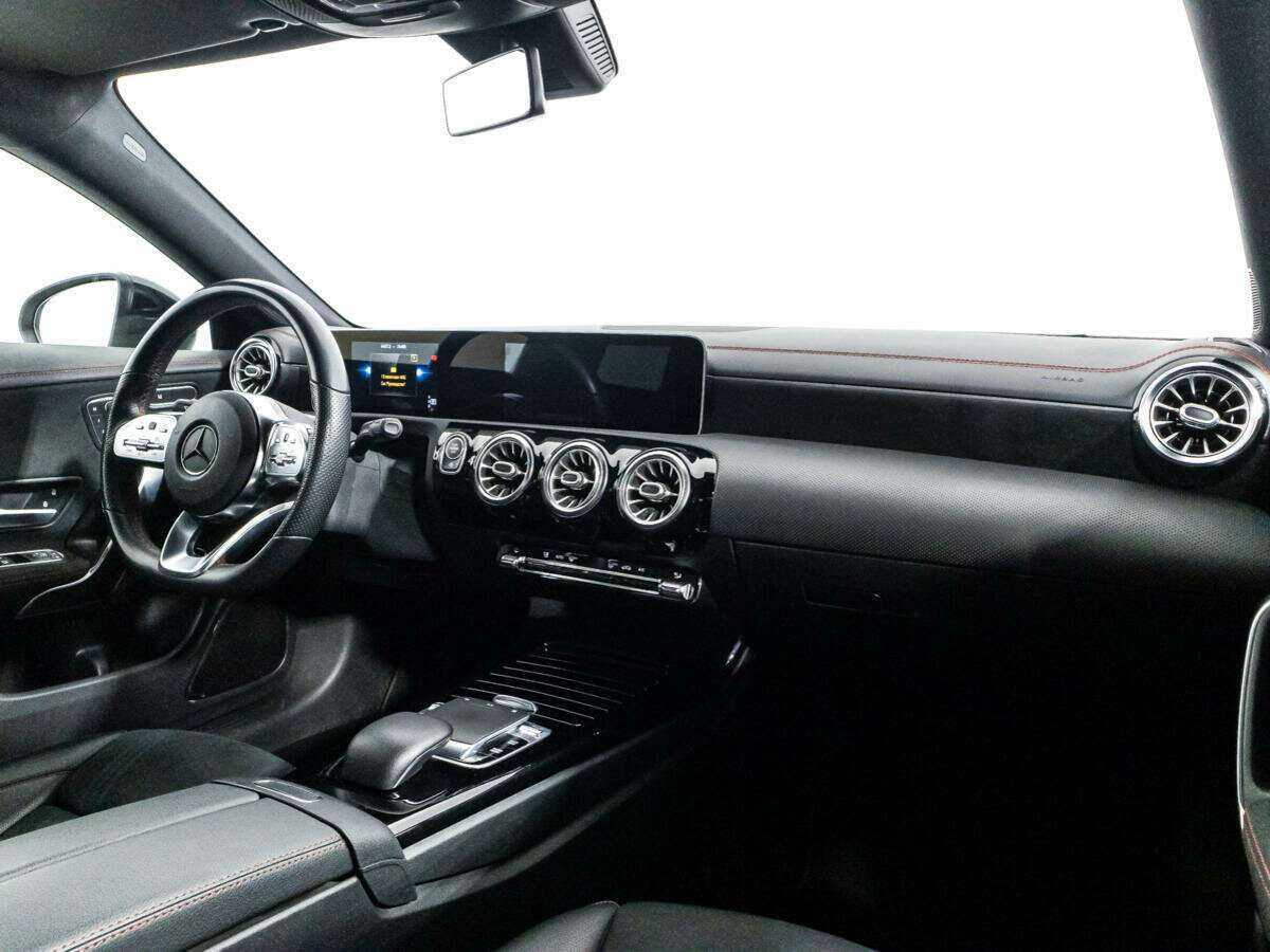 Купить Mercedes-Benz CLA 250, 2019, 74 375 км, фото №9