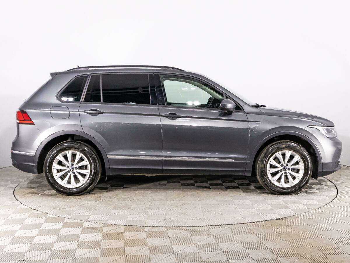 Купить Volkswagen Tiguan, 2021, 57 780 км, фото №4