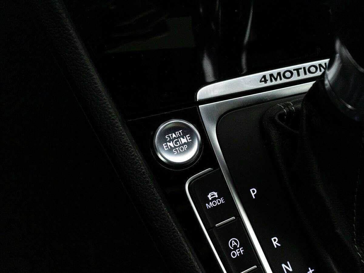 Купить Volkswagen Golf R, 2014, 136 811 км, фото №17