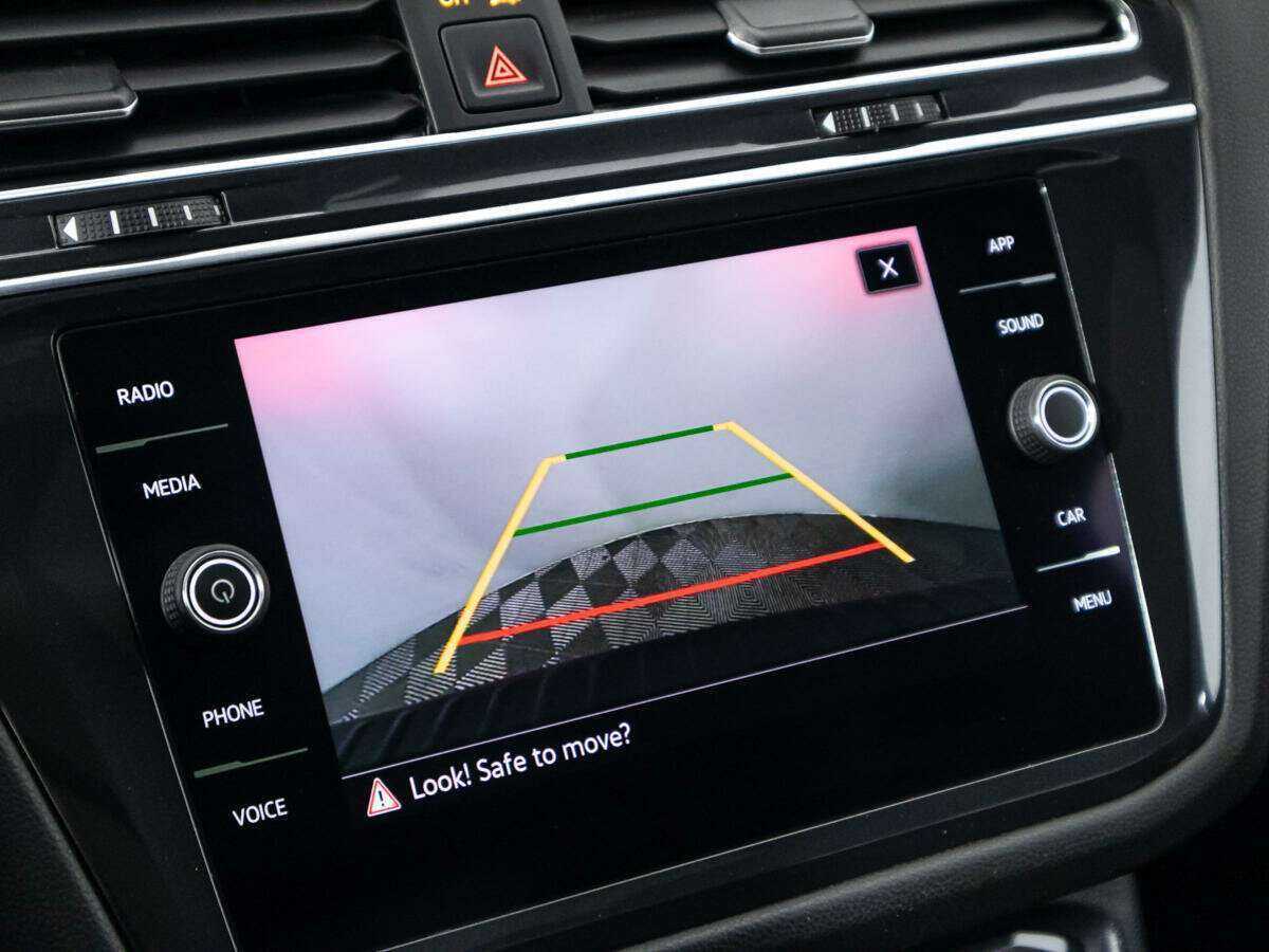 Купить Volkswagen Tiguan L, 2022, 16 851 км, фото №18