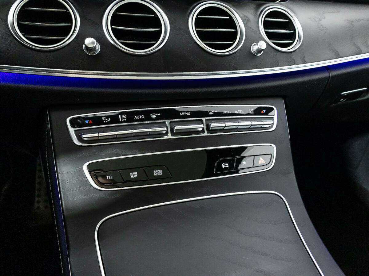 Купить Mercedes-Benz E-Класс 200, 2021, 107 113 км, фото №18