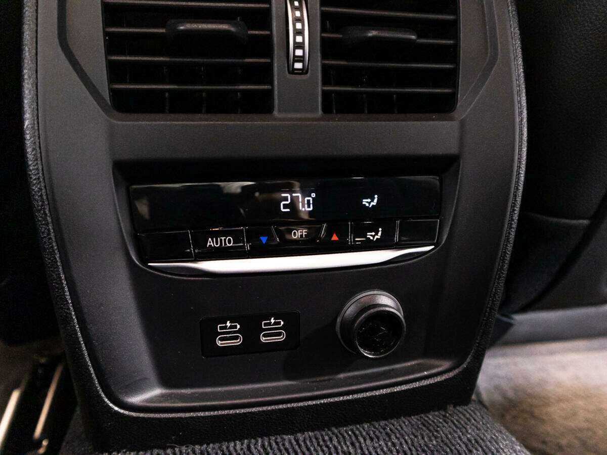 Купить BMW 3 серии 330e, 2020, 85 435 км, фото №21