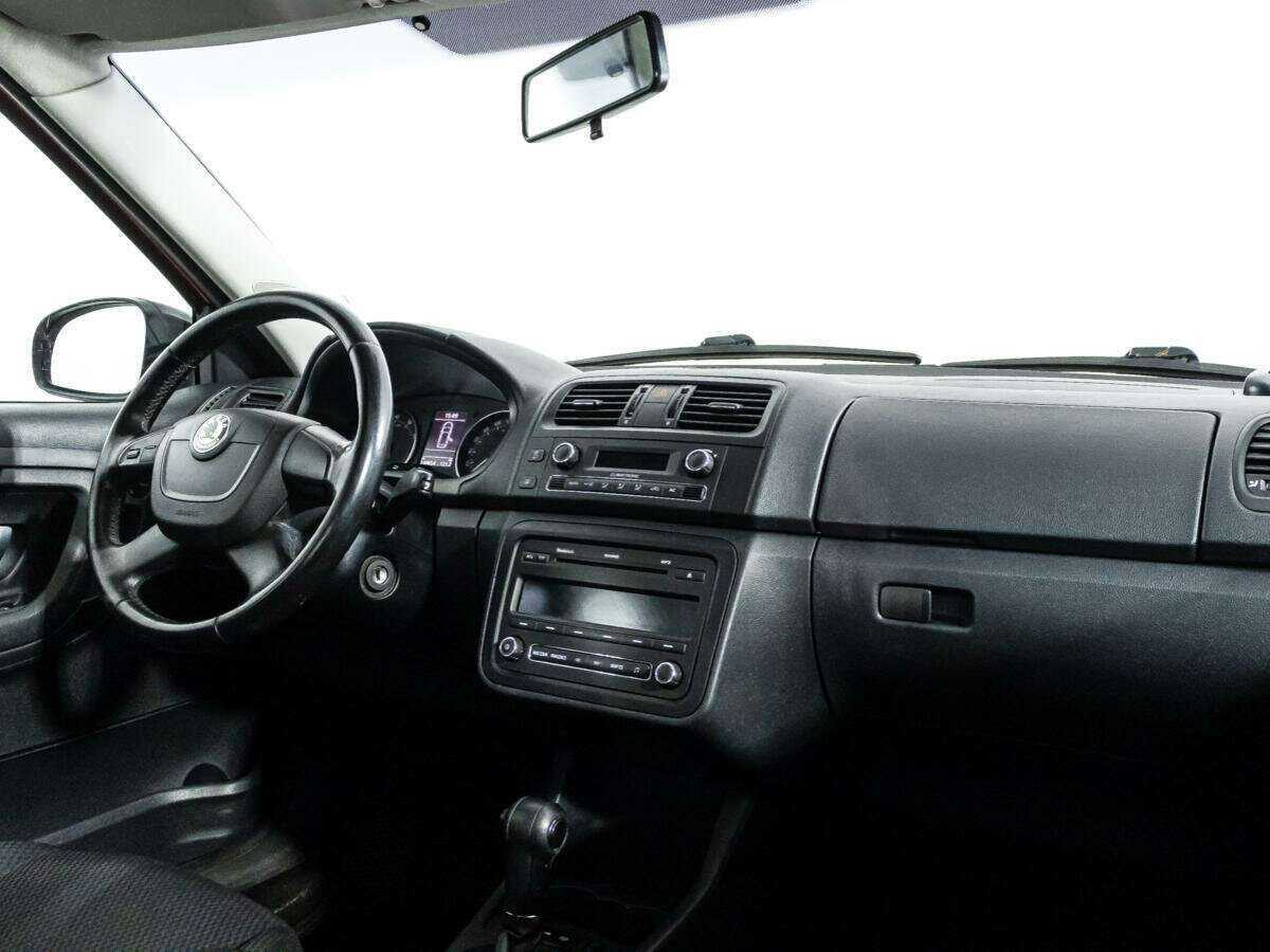 Купить Skoda Fabia, 2011, 144 587 км, фото №8