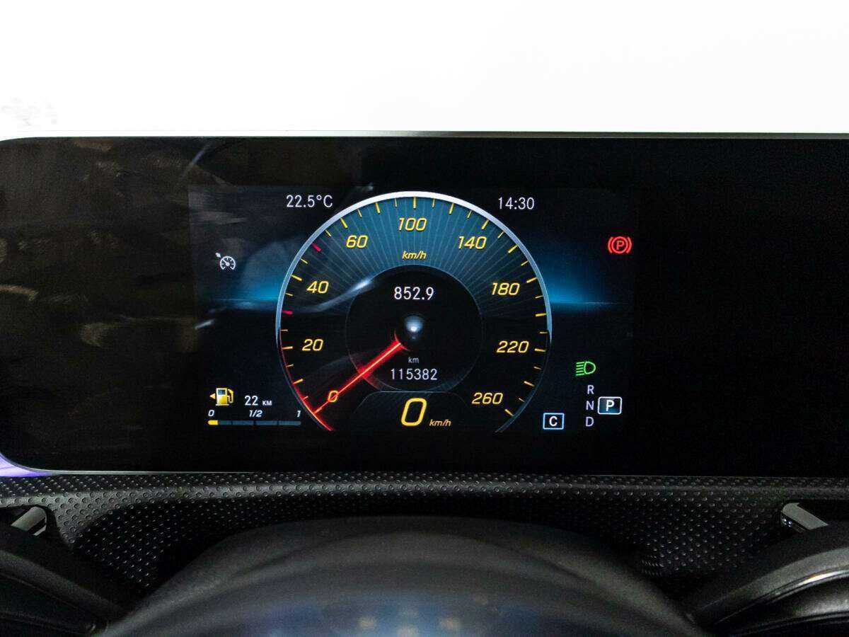 Купить Mercedes-Benz CLA 200, 2019, 115 001 км, фото №12