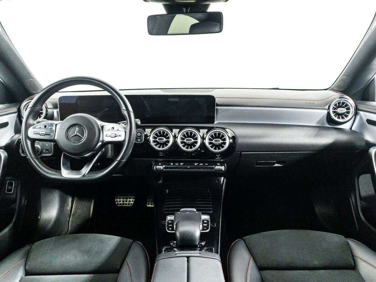Купить Mercedes-Benz CLA 200, 2019, 115 001 км, фото №13