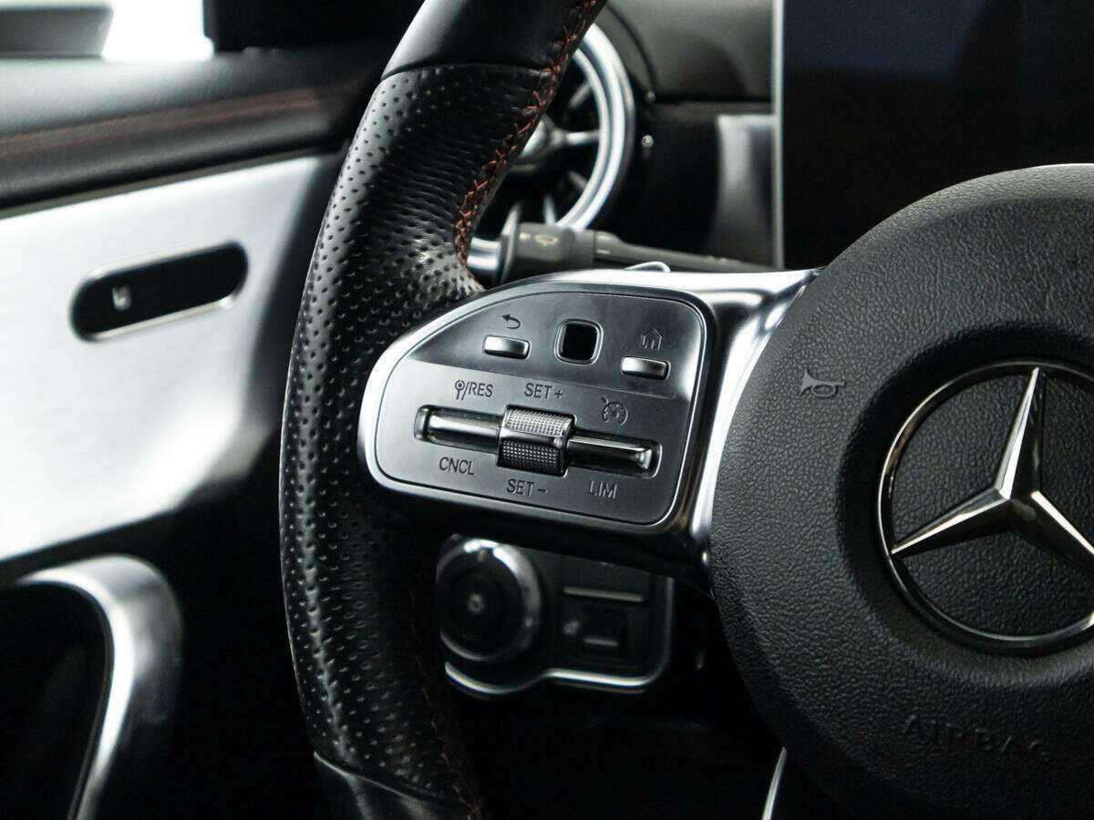 Купить Mercedes-Benz CLA 200, 2019, 115 001 км, фото №19