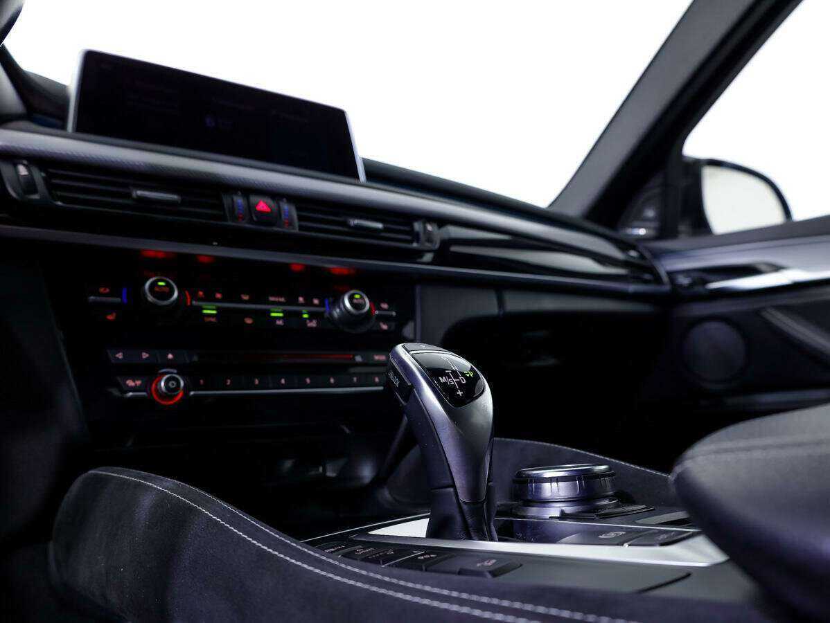Купить BMW X6 30d, 2017, 168 165 км, фото №16