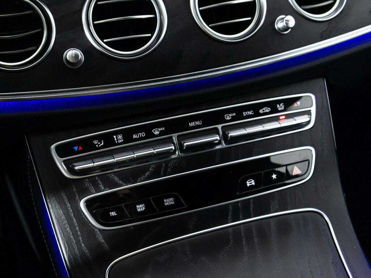 Купить Mercedes-Benz E-Класс 200, 2021, 32 650 км, фото №16