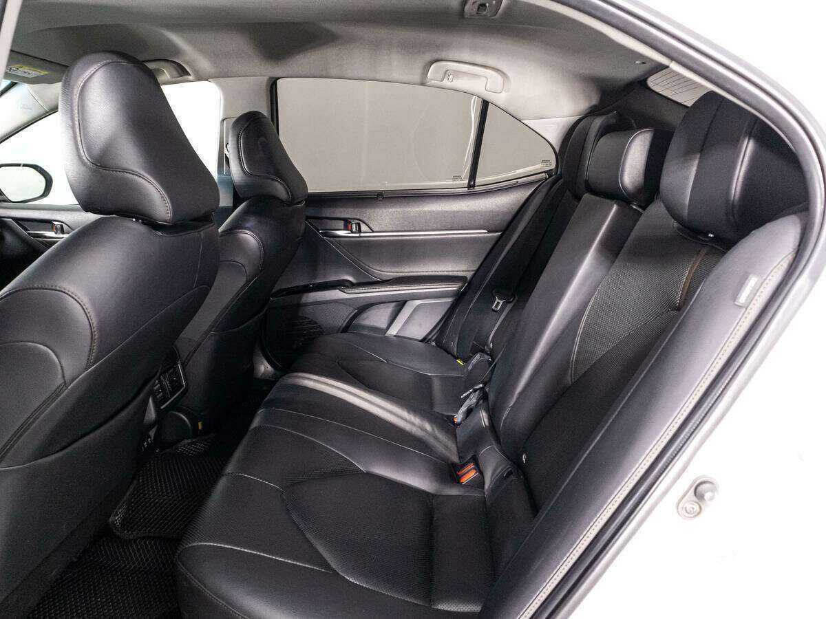 Купить Toyota Camry, 2018, 69 000 км, фото №10