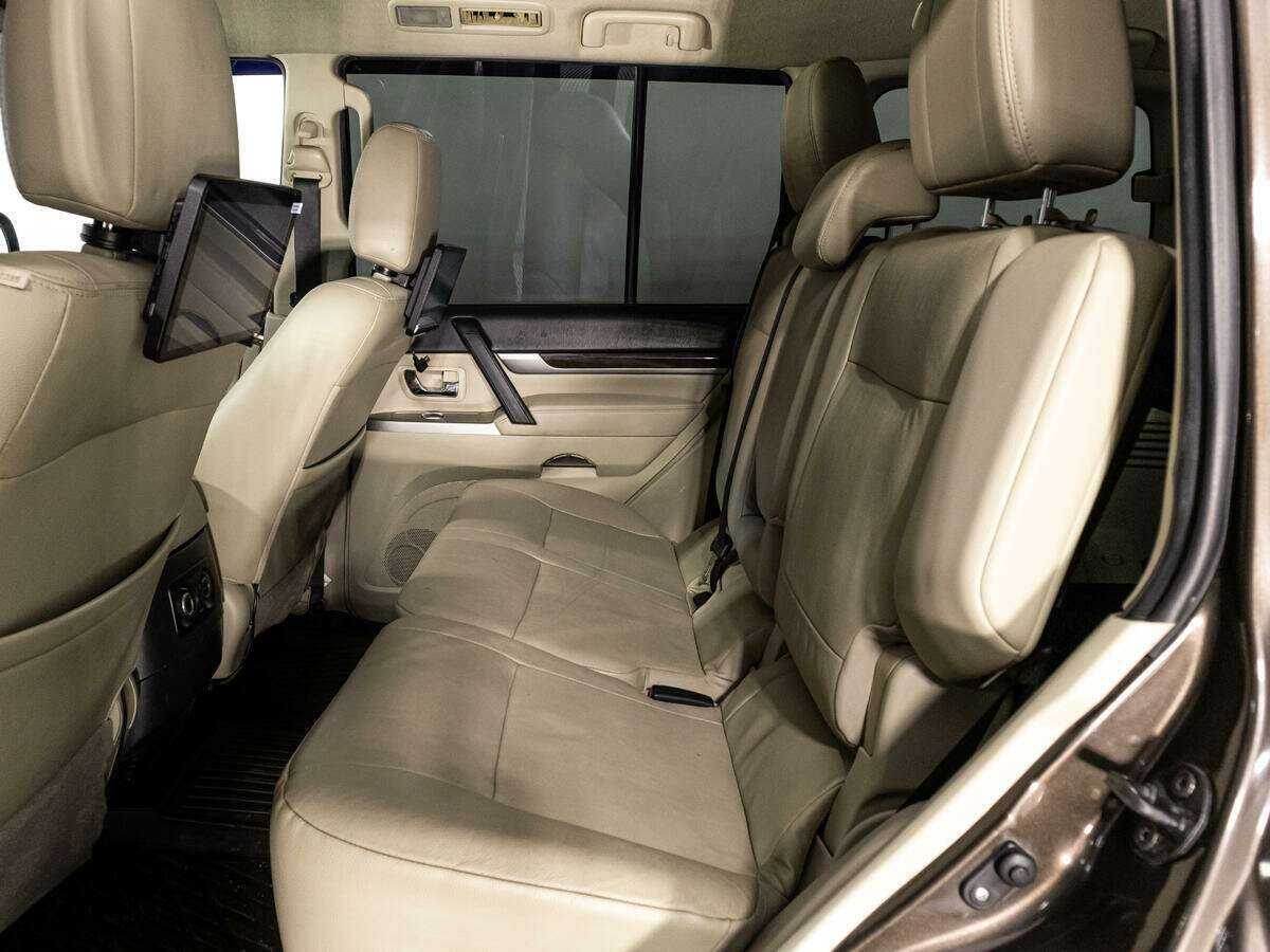 Купить Mitsubishi Pajero, 2017, 80 703 км, фото №8