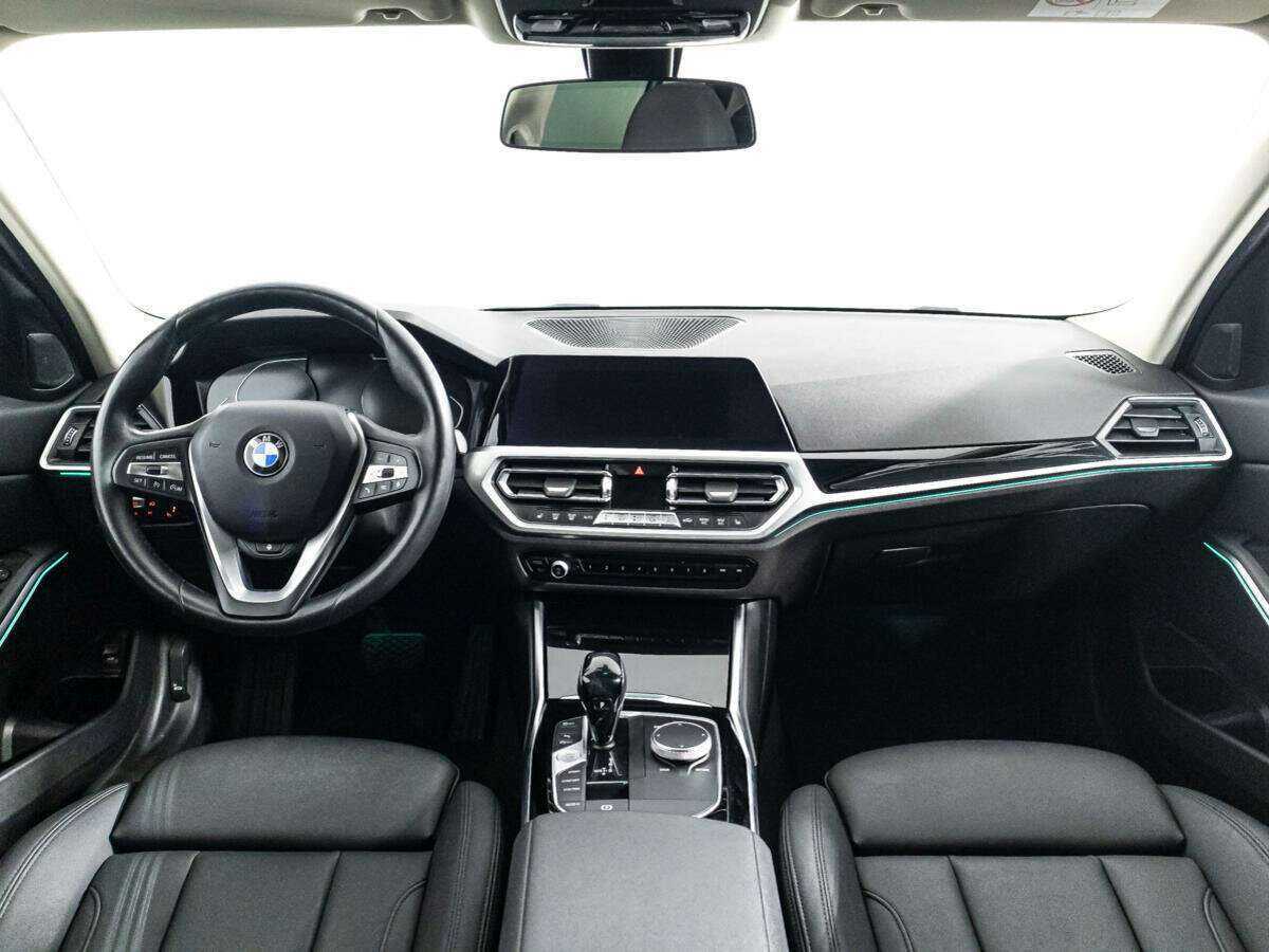 Купить BMW 3 серии 318d, 2020, 88 265 км, фото №13