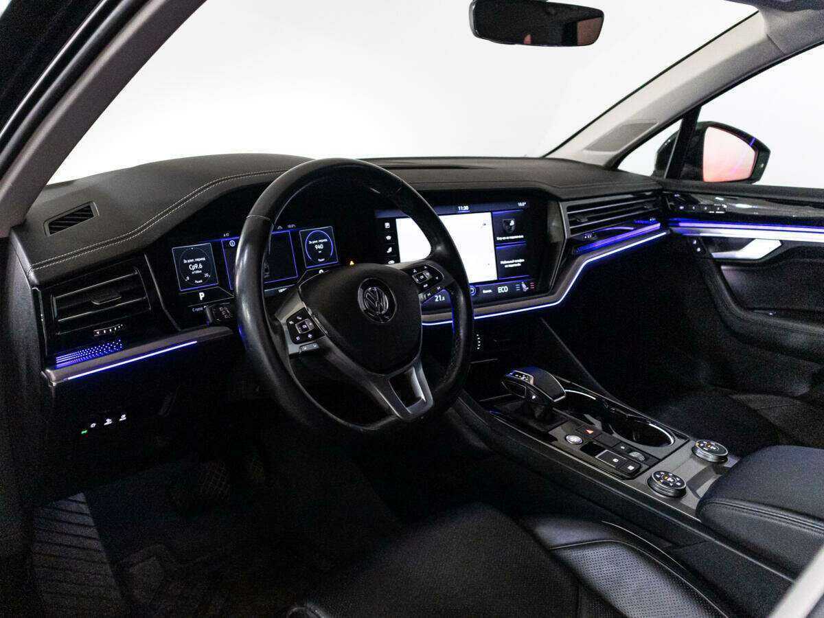 Купить Volkswagen Touareg, 2018, 180 315 км, фото №25