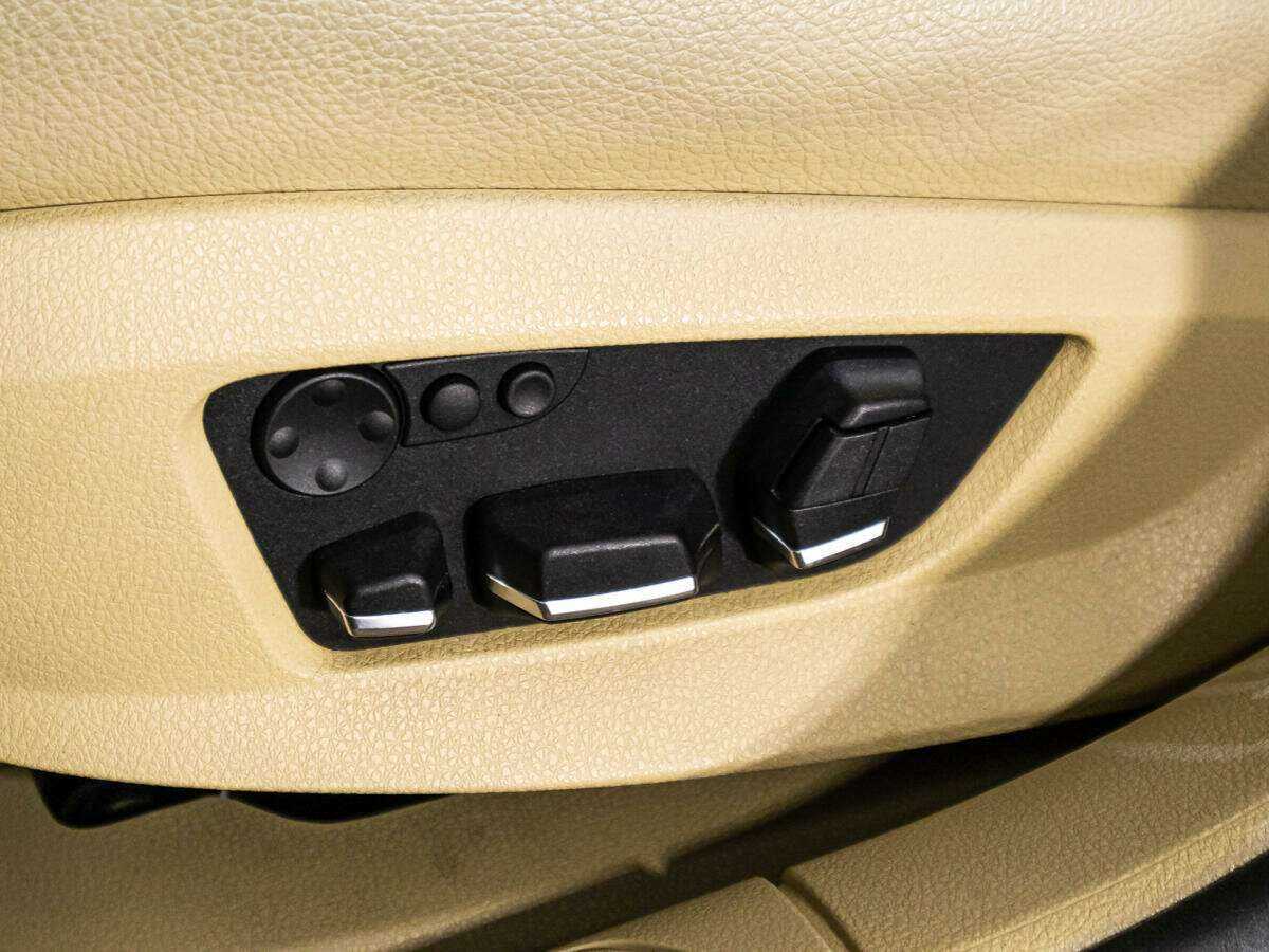 Купить BMW 7 серии 740d xDrive, 2011, 196 115 км, фото №16