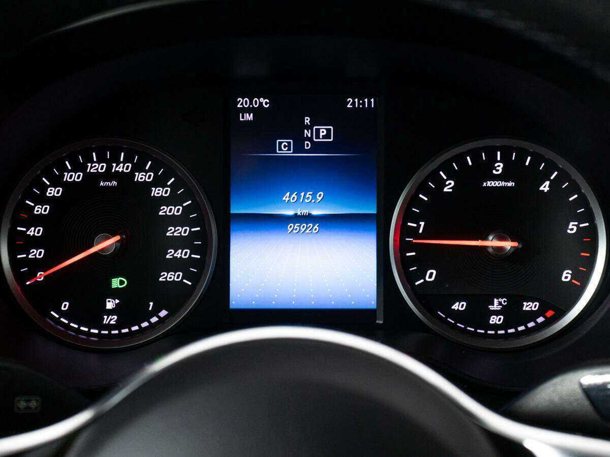 Купить Mercedes-Benz GLC 220 d, 2019, 95 921 км, фото №12