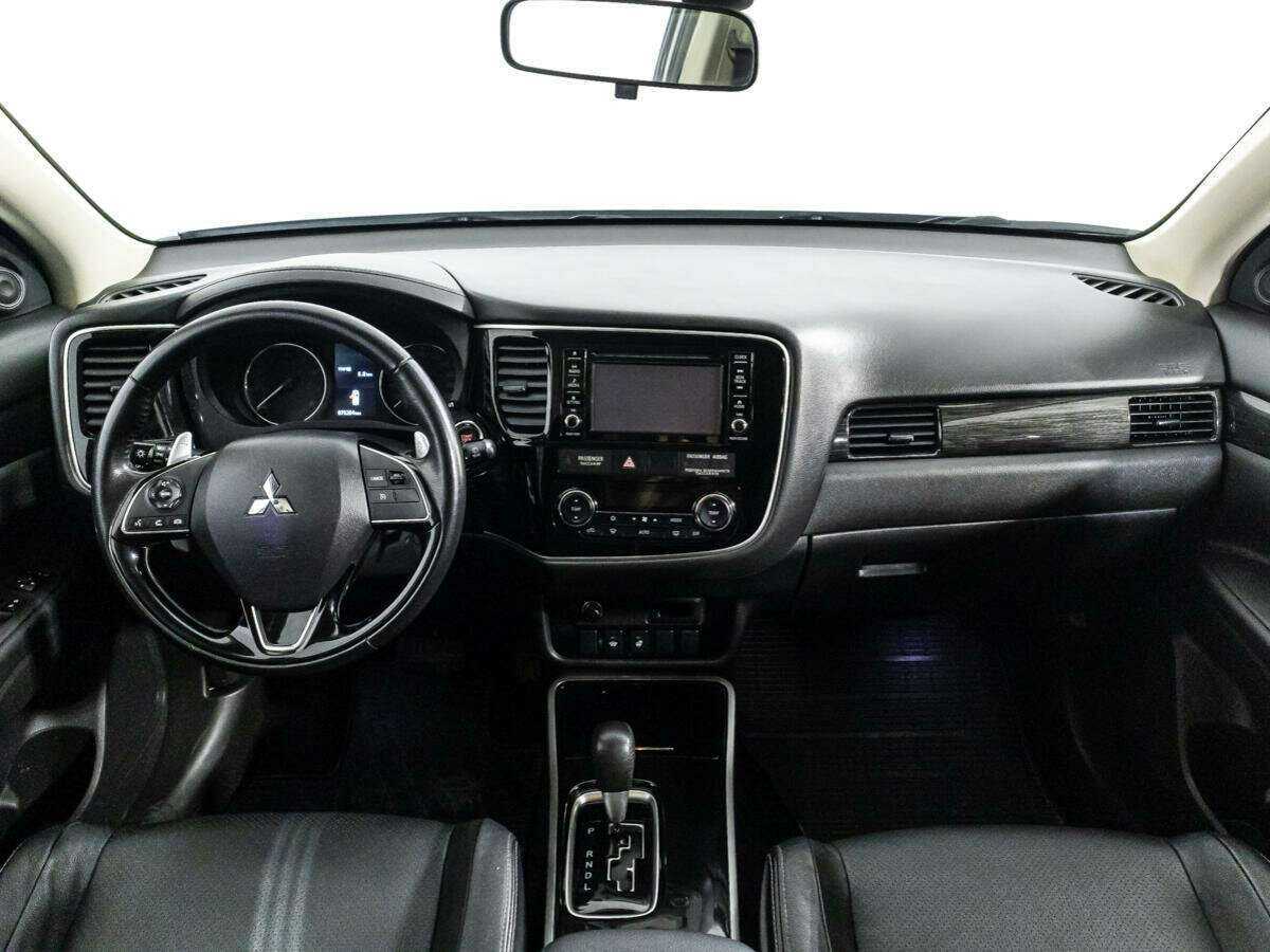 Купить Mitsubishi Outlander, 2017, 75 290 км, фото №13