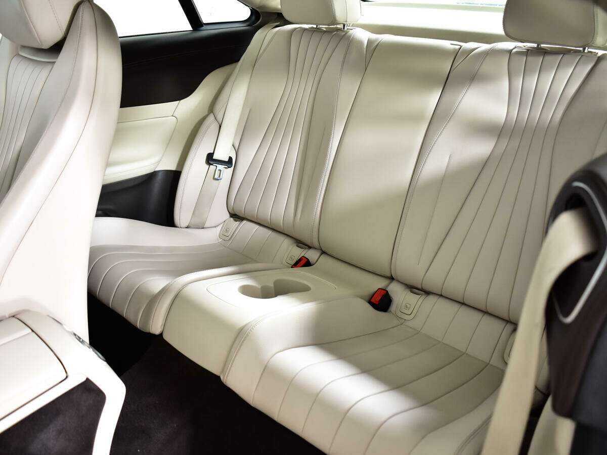 Купить Mercedes-Benz E-Класс 200, 2017, 105 132 км, фото №9