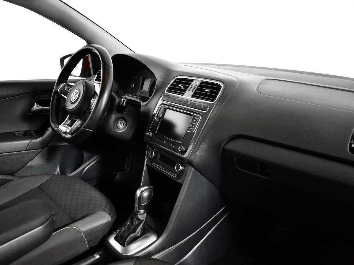Купить Volkswagen Polo, 2018, 182 118 км, фото №9