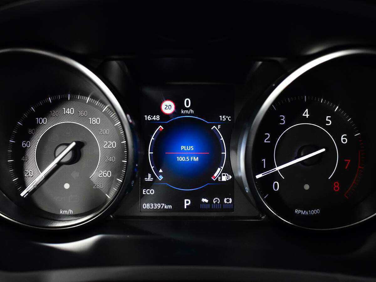 Купить Jaguar E-Pace, 2018, 83 300 км, фото №9