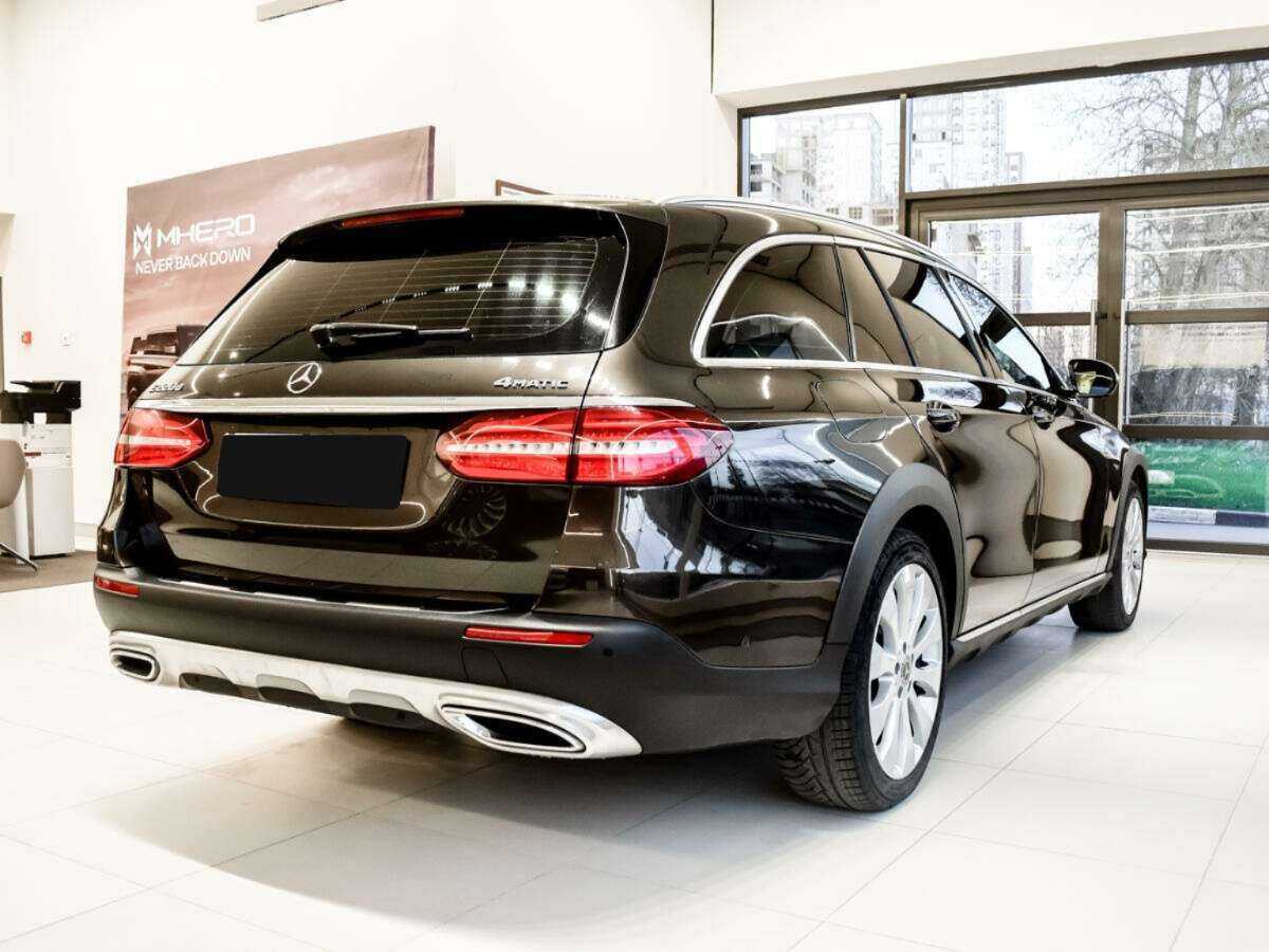 Mercedes-Benz E-Класс