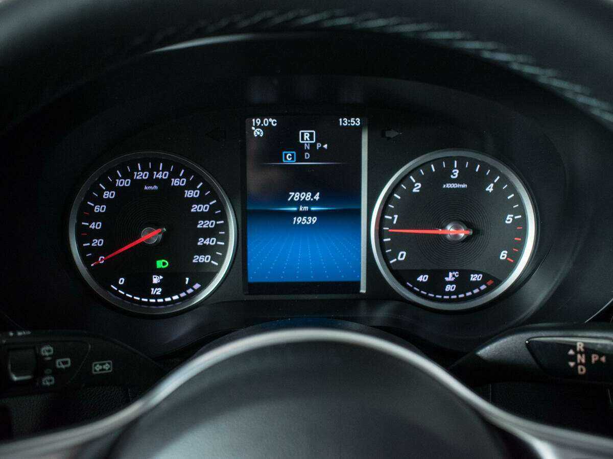 Купить Mercedes-Benz GLC 220 d, 2022, 19 531 км, фото №11