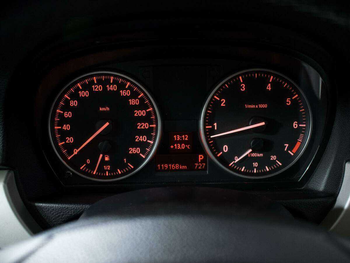 Купить BMW 3 серии 318i, 2011, 119 031 км, фото №11