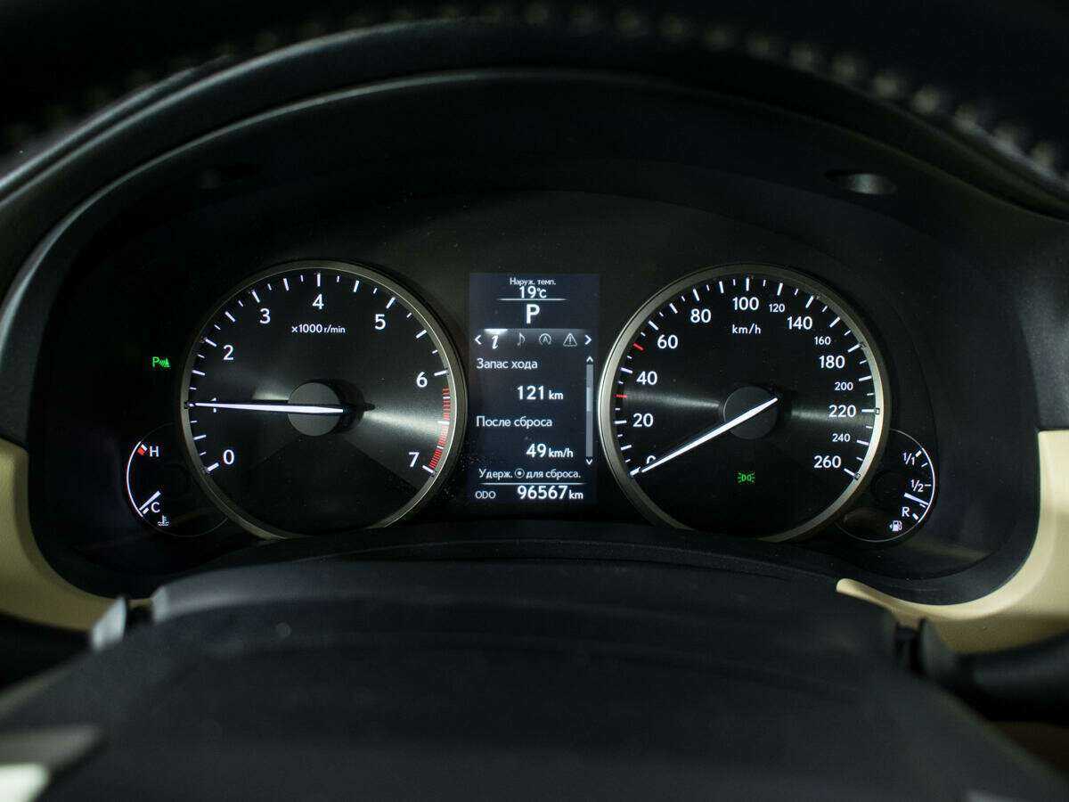 Купить Lexus NX 200, 2016, 96 333 км, фото №11