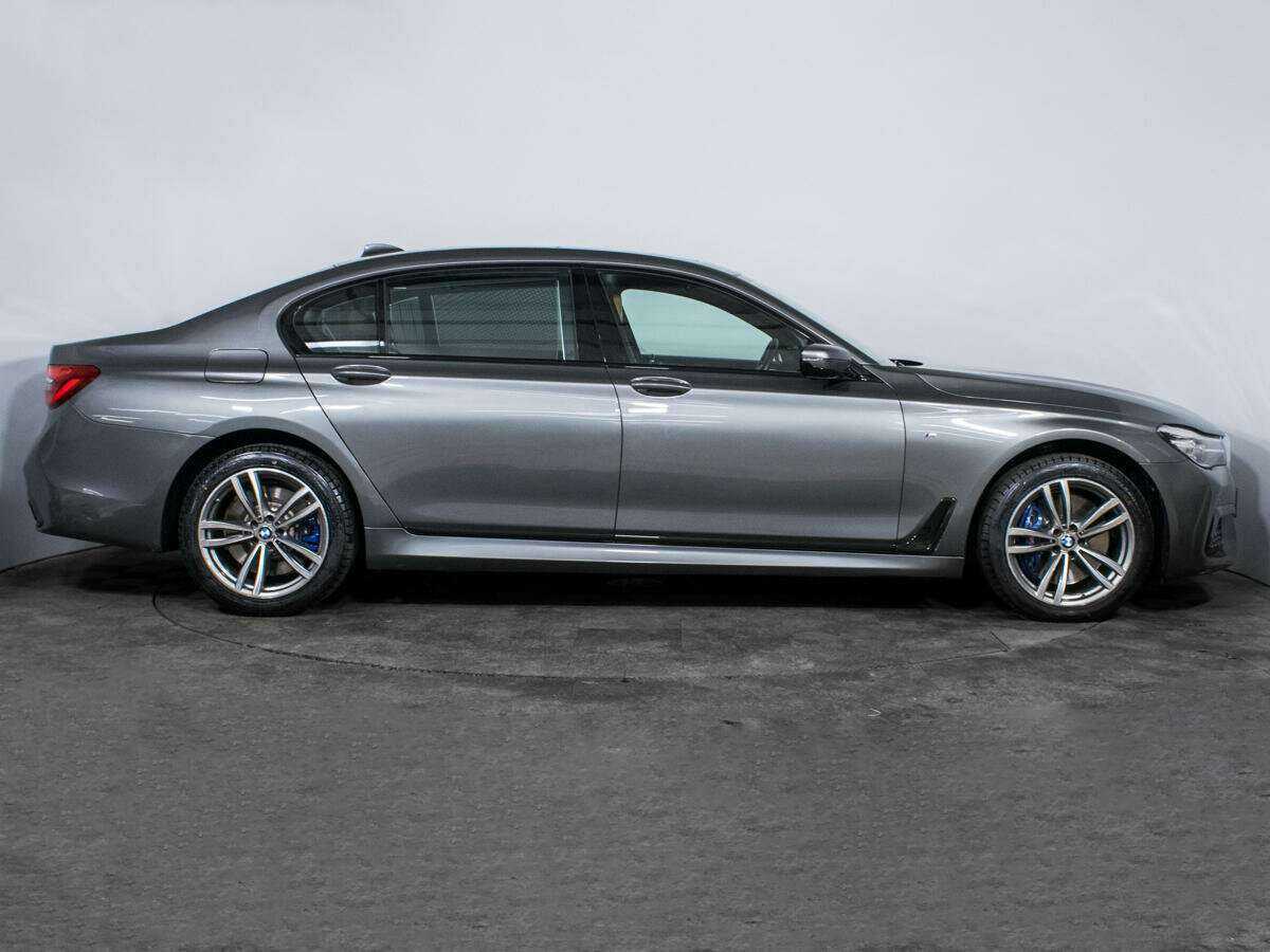 Купить BMW 7 серии 740i, 2018, 45 000 км, фото №4