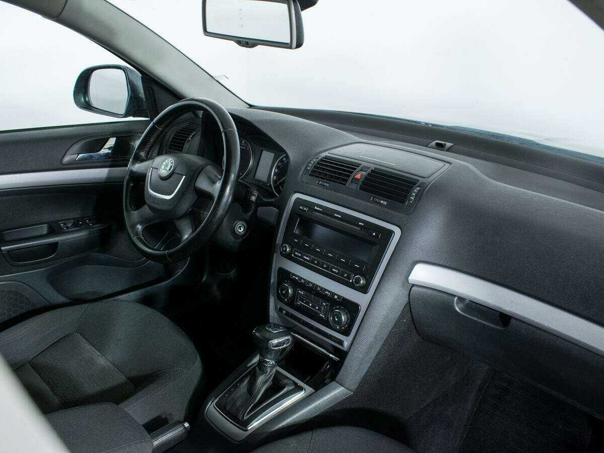 Купить Skoda Octavia, 2011, 170 040 км, фото №9