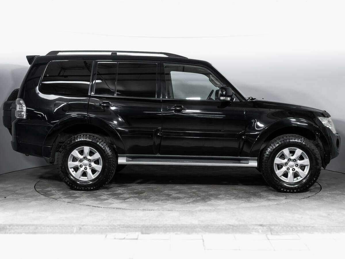 Купить Mitsubishi Pajero, 2011, 140 380 км, фото №4