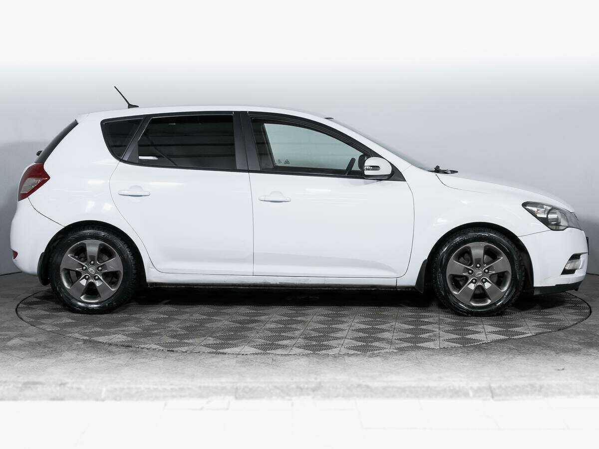 Купить Kia Ceed, 2010, 138 850 км, фото №4