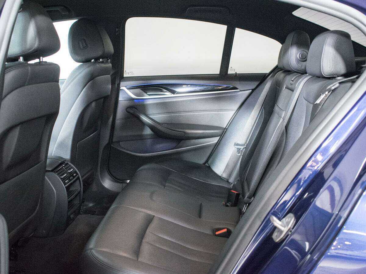 Купить BMW 5 серии 520i, 2018, 140 000 км, фото №10