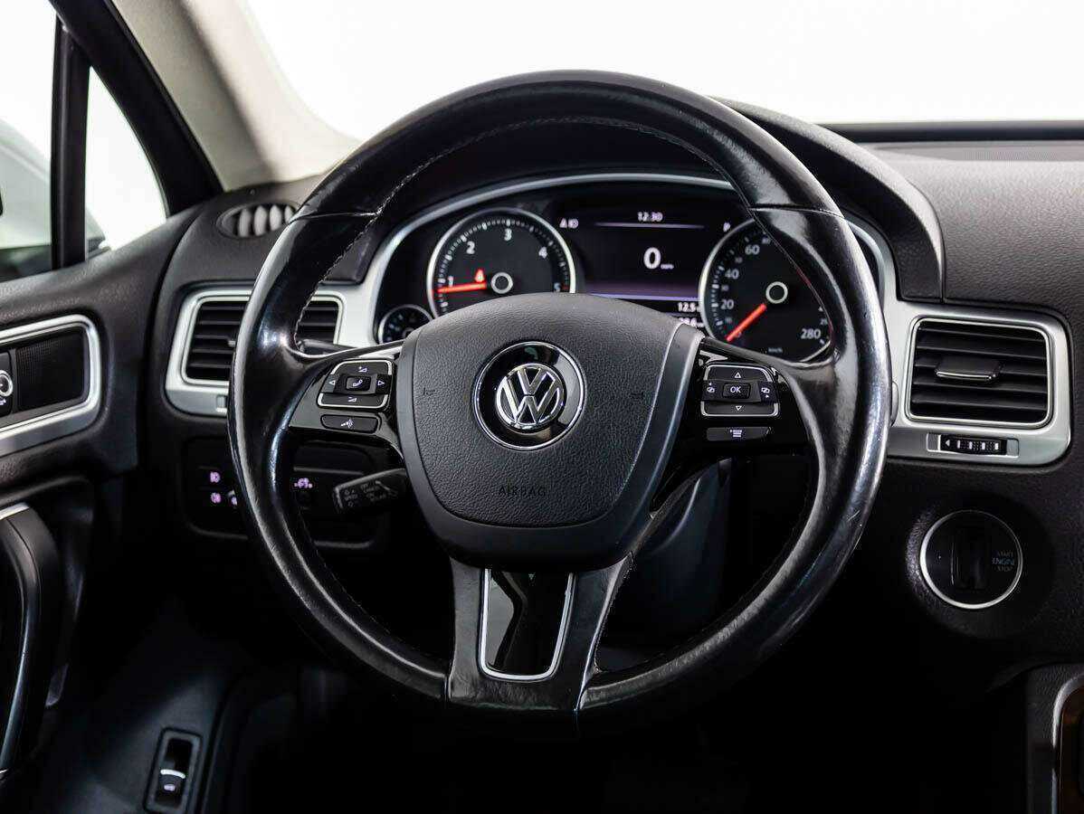 Купить Volkswagen Touareg, 2015, 102 426 км, фото №10