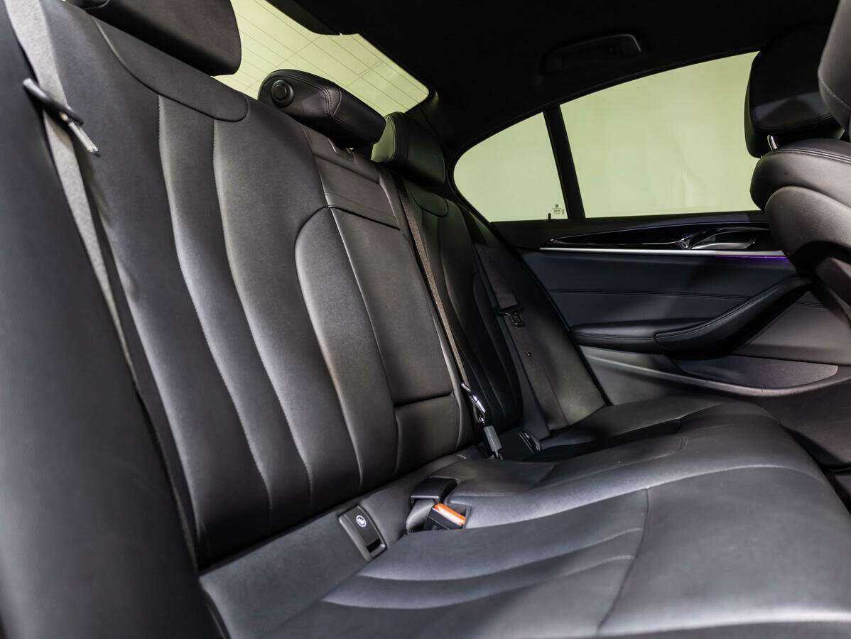 Купить BMW 5 серии 520d xDrive, 2019, 148 752 км, фото №12