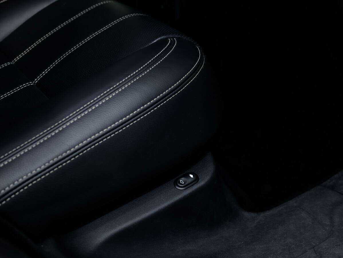 Купить Land Rover Range Rover Velar, 2018, 149 750 км, фото №13