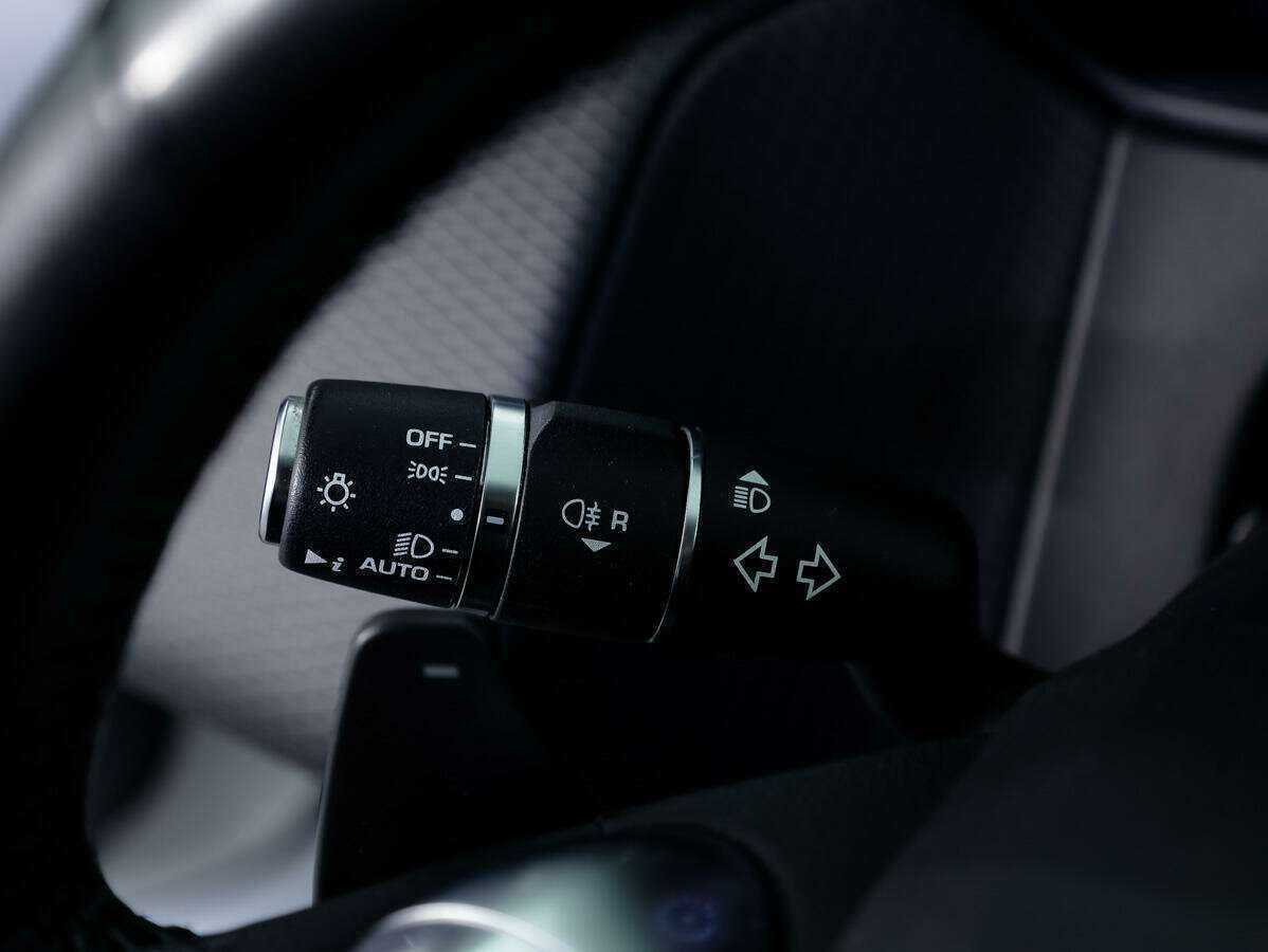 Купить Land Rover Range Rover Velar, 2018, 149 750 км, фото №17