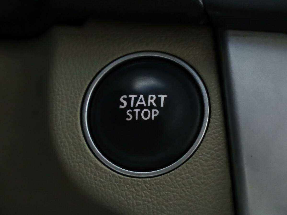 Купить Renault Latitude, 2011, 304 253 км, фото №13