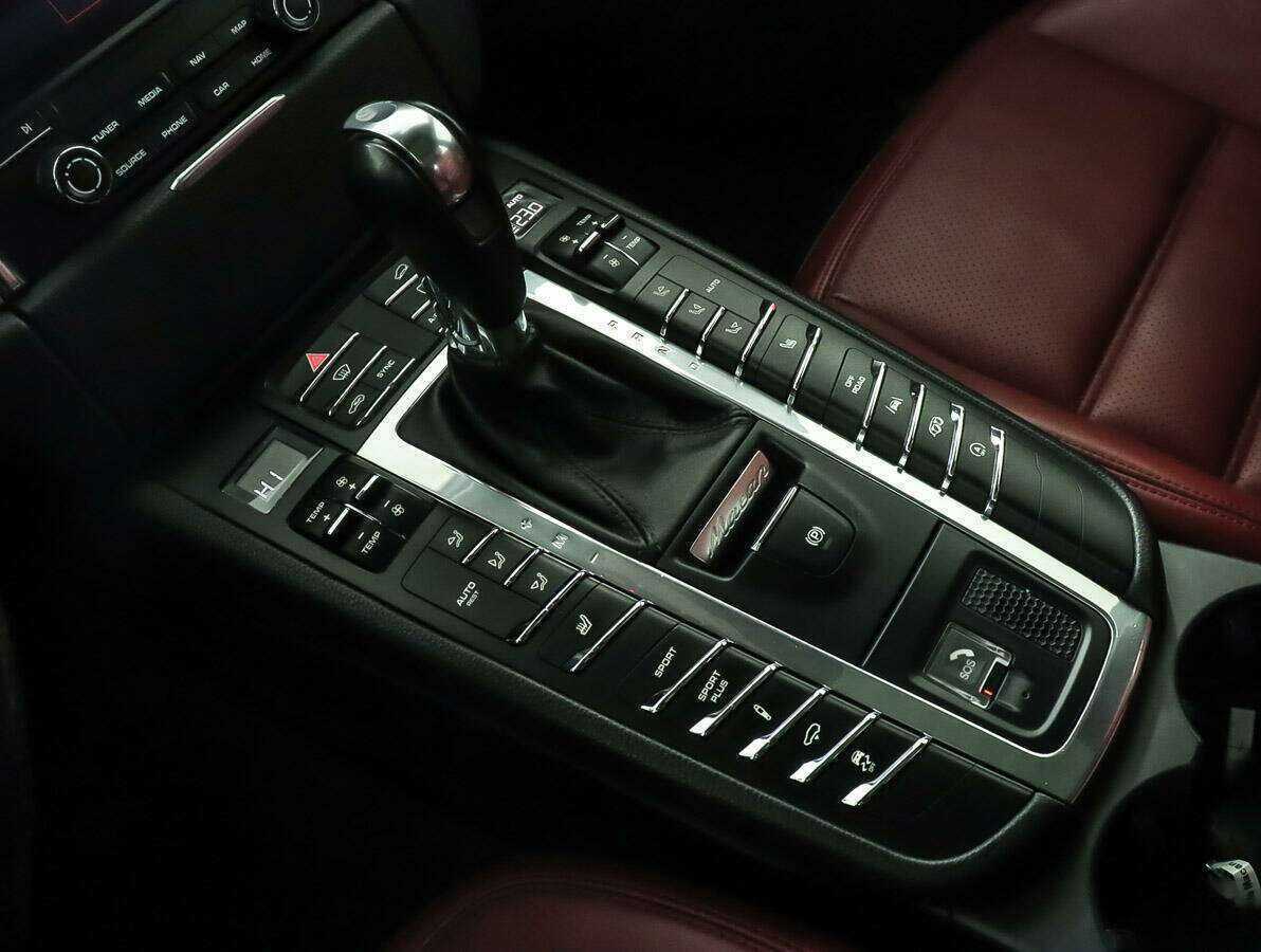 Купить Porsche Macan GTS, 2018, 97 359 км, фото №21