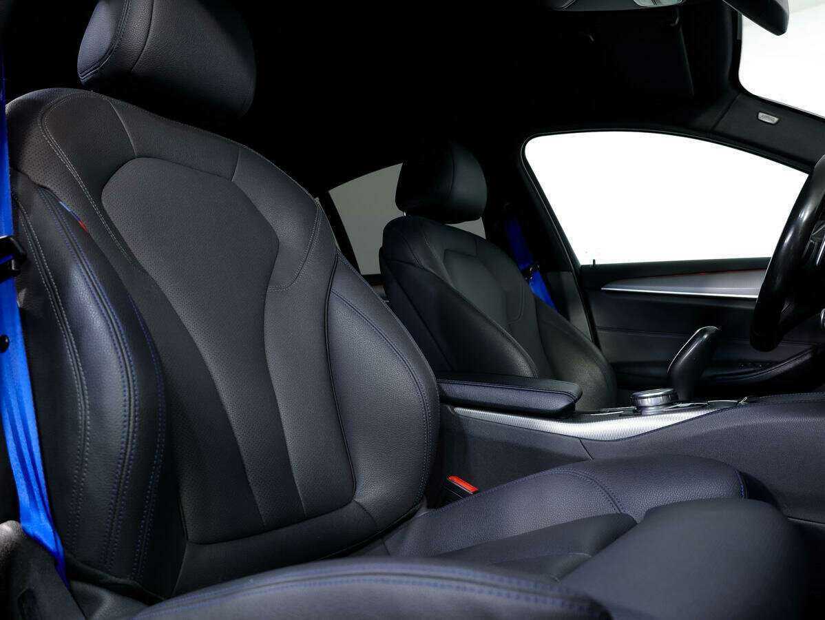 Купить BMW 5 серии 520d xDrive, 2018, 209 516 км, фото №10