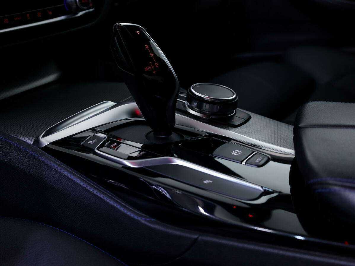 Купить BMW 5 серии 520d xDrive, 2018, 209 516 км, фото №13