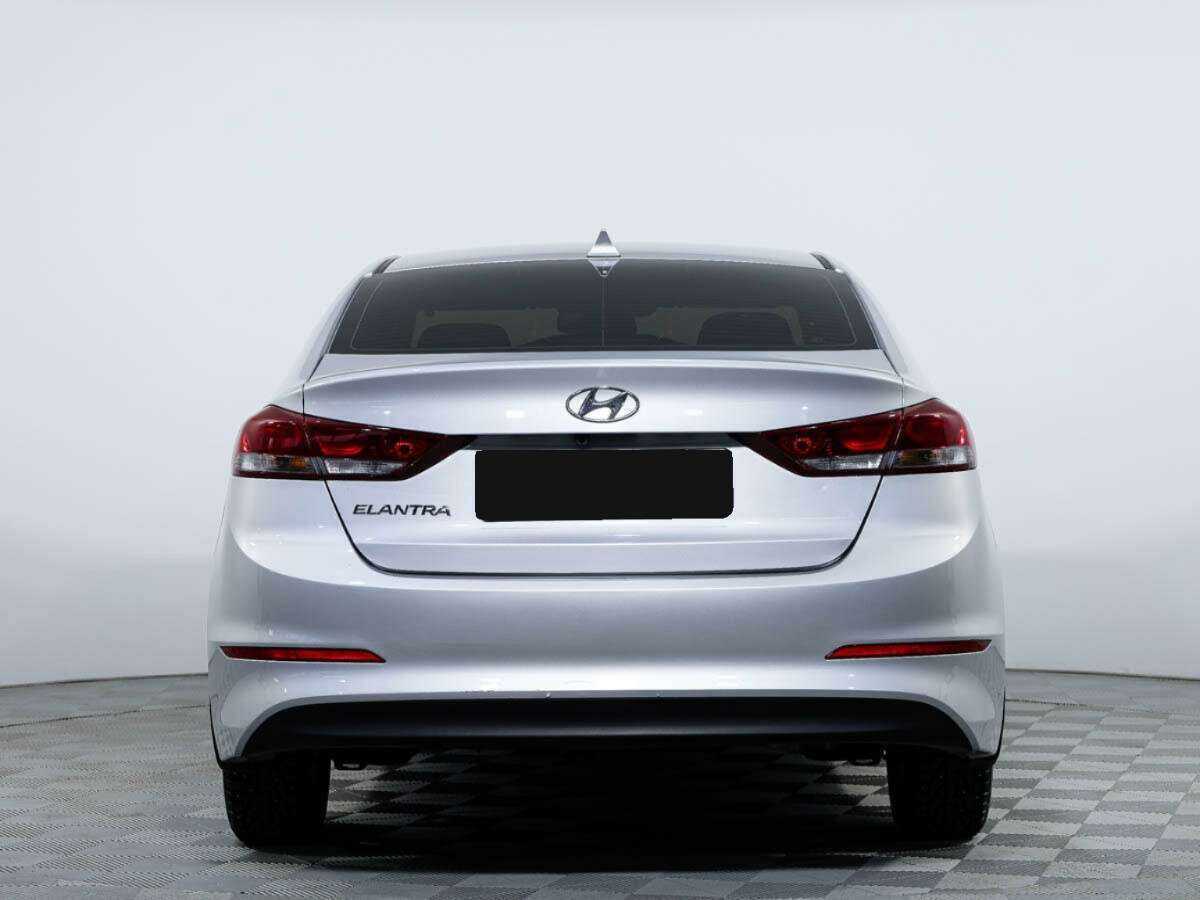 Купить Hyundai Elantra, 2018, 61 707 км, фото №5