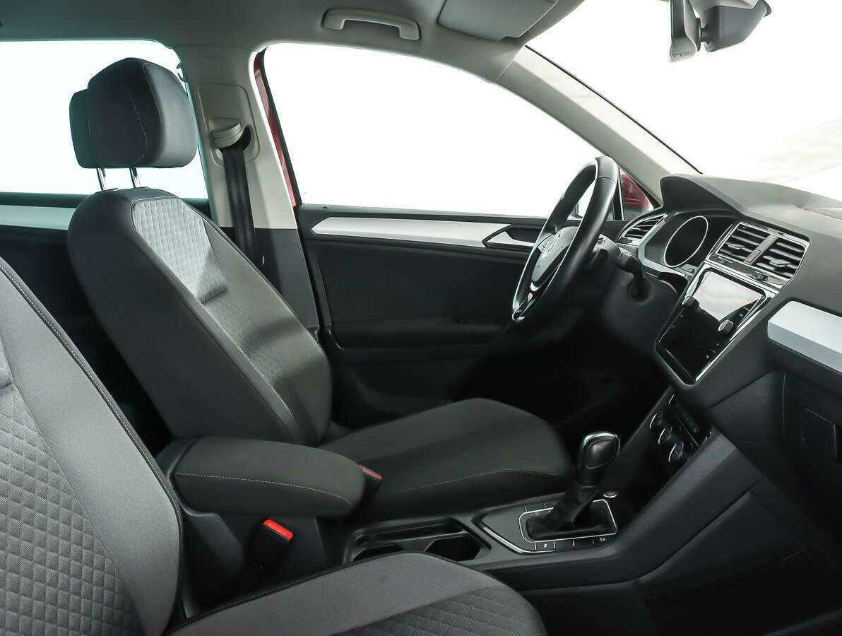Купить Volkswagen Tiguan, 2019, 80 463 км, фото №8