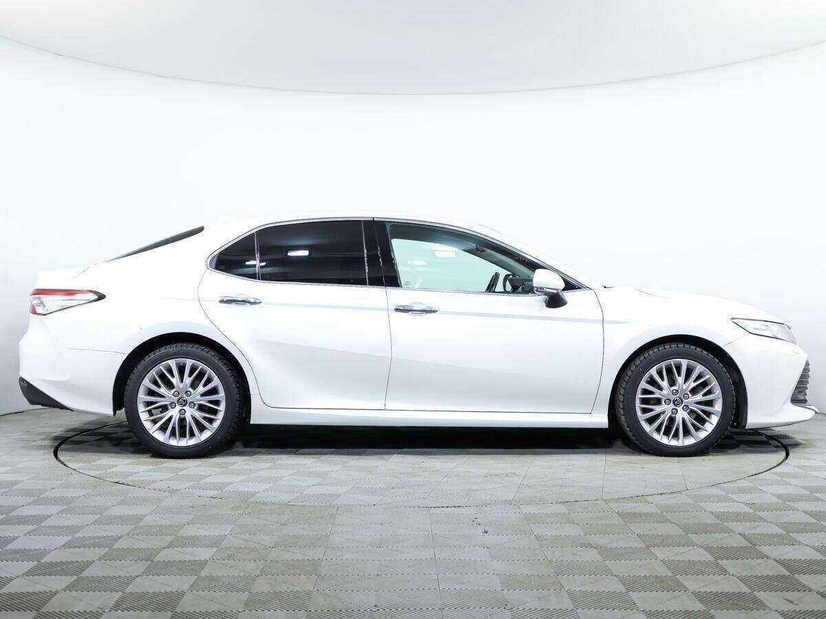 Купить Toyota Camry, 2019, 118 399 км, фото №4