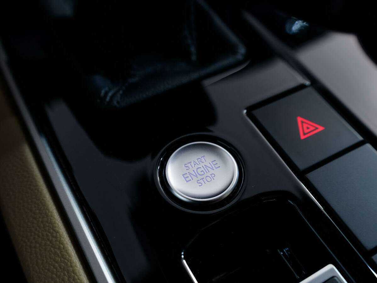 Купить Volkswagen Touareg, 2020, 100 050 км, фото №19