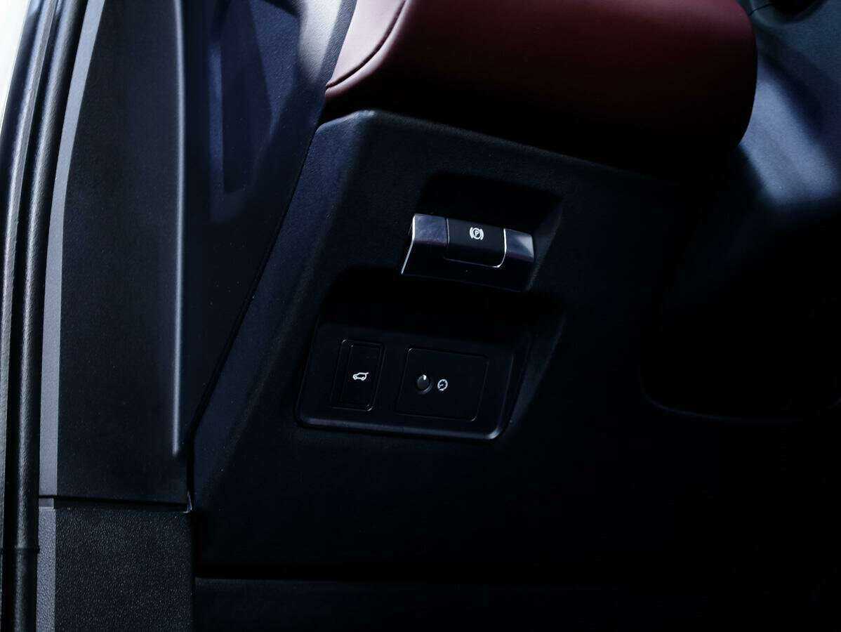 Купить Land Rover Range Rover Evoque, 2019, 50 240 км, фото №19